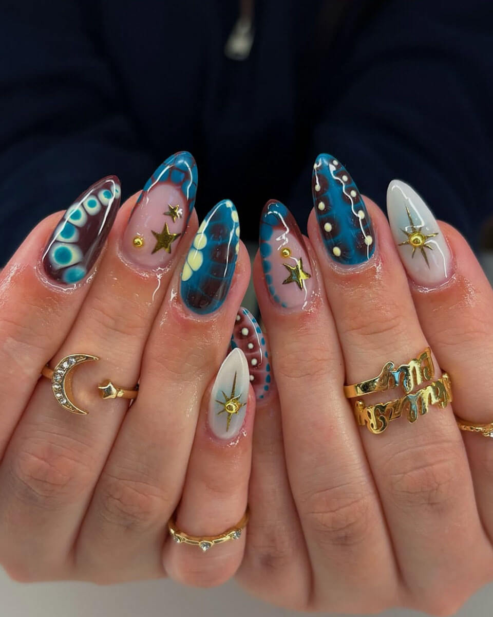 Chic Short Blue Almond Nails with Stars Show