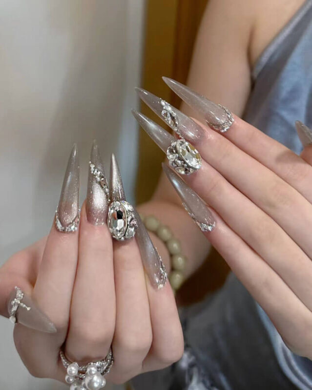 Luxury Rhinestone Cat Eye Super Long Stiletto Nails