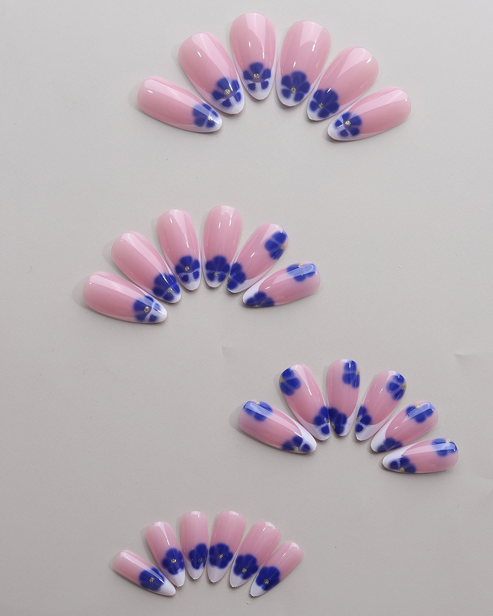 Alternative view of 24Pcs Summer Almond Blue Bloom Nails Press On
