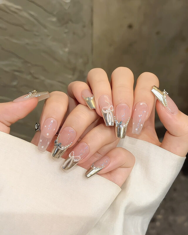 Frech & Y2k Fake Nails with Bowtie Wholesale