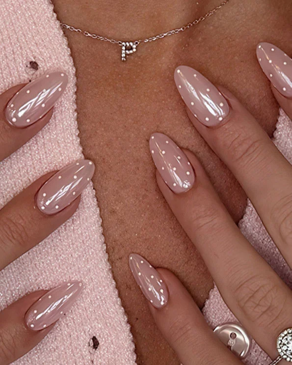 Minimalist Nude Short Polka Dot Almond Nails Wholesale