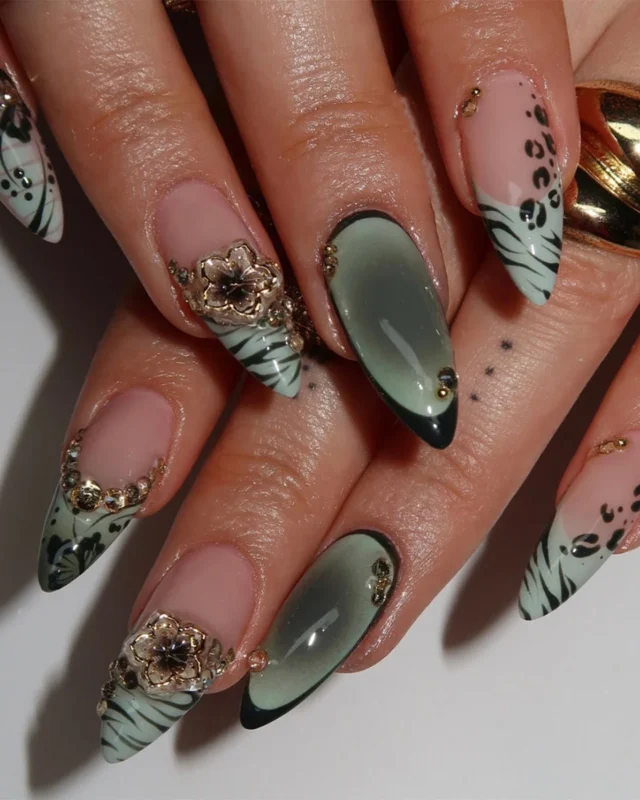 Vintage Leopard Print Ombre Almond Nail