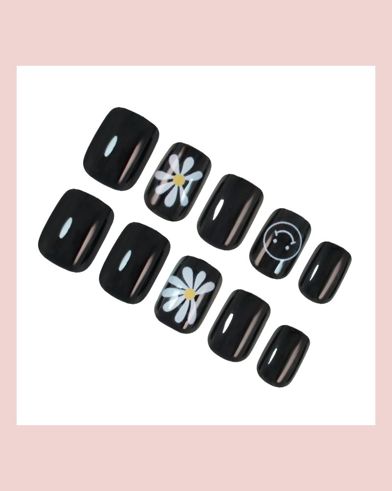 Minimalist Smile Daisy Black Nails for Guys - Image 4