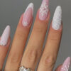 christmas nails with snowflakes