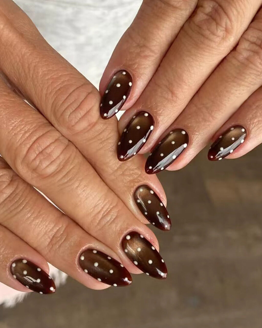 polka dot cat eye nails
