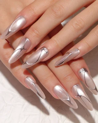 30Pcs Gilded Cat Eye Nails with Glitter