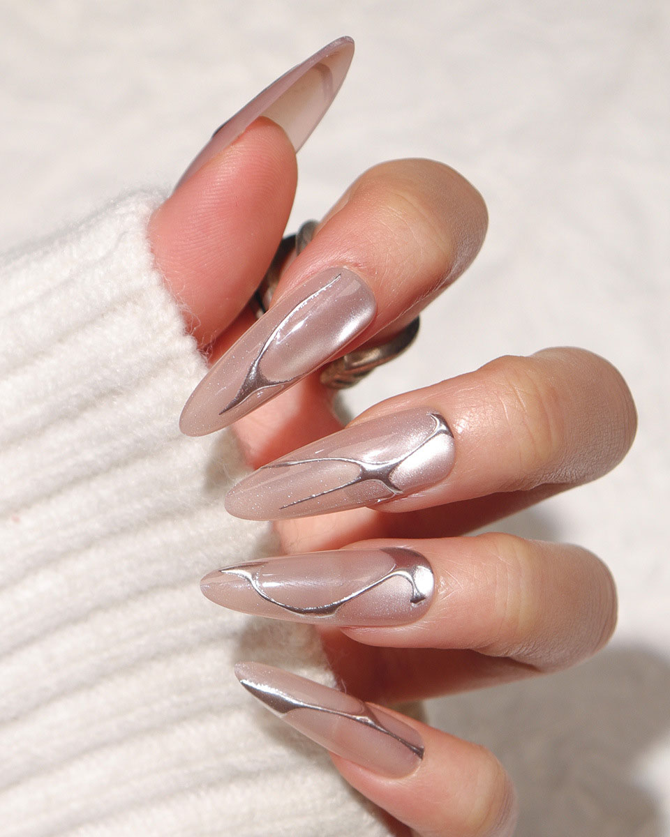 30Pcs Gilded Cat Eye Nails with Glitter - Image 3