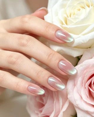 30Pcs Oval Green Ombre Cat Eye Nails